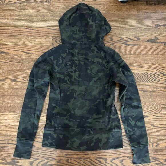Lululemon Scuba Hoodie Incognito Camo Multi Gator Green Size 4 - Picture 8 of 11